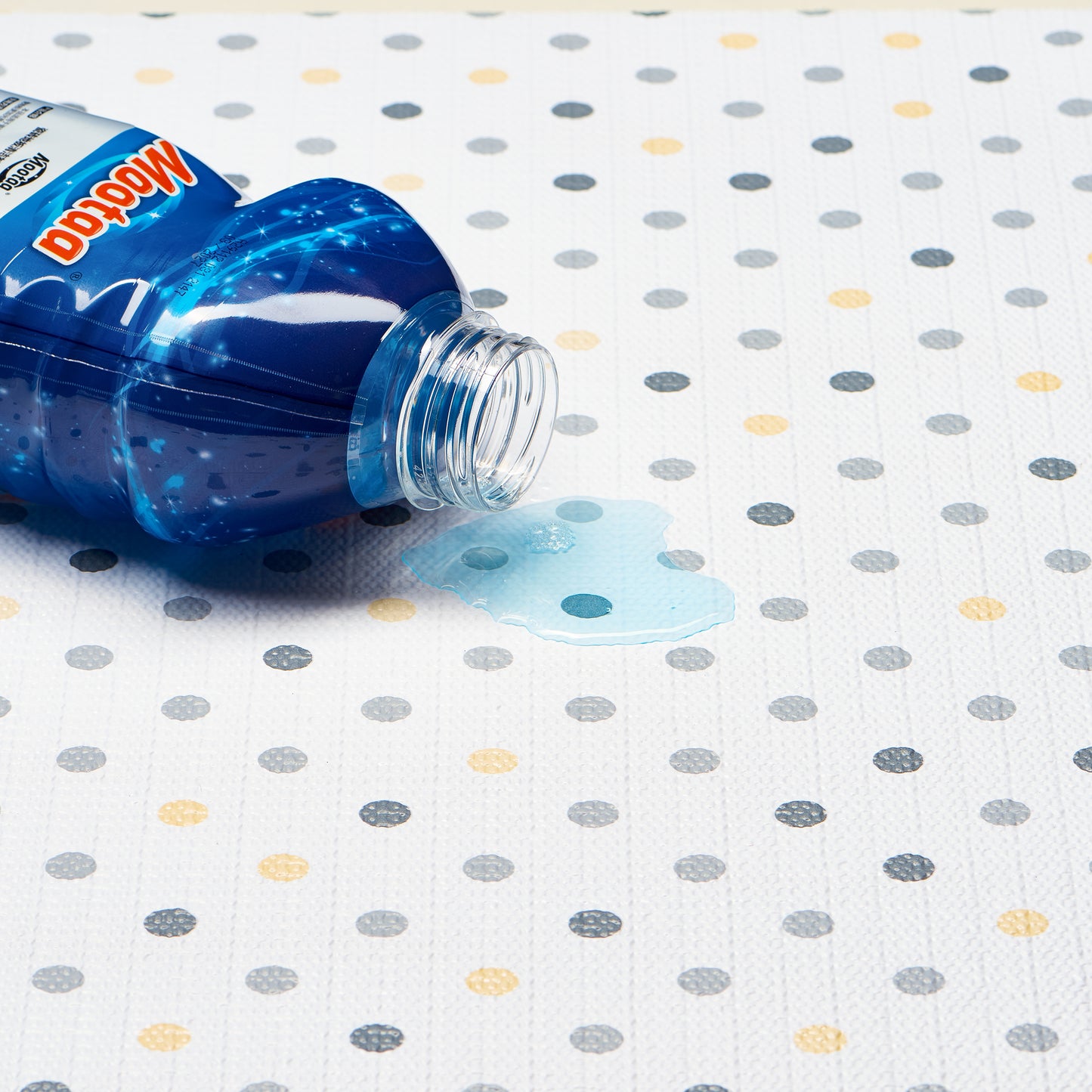 Con-Tact® Brand Grip Prints™, Non-Adhesive, Dottie Gray