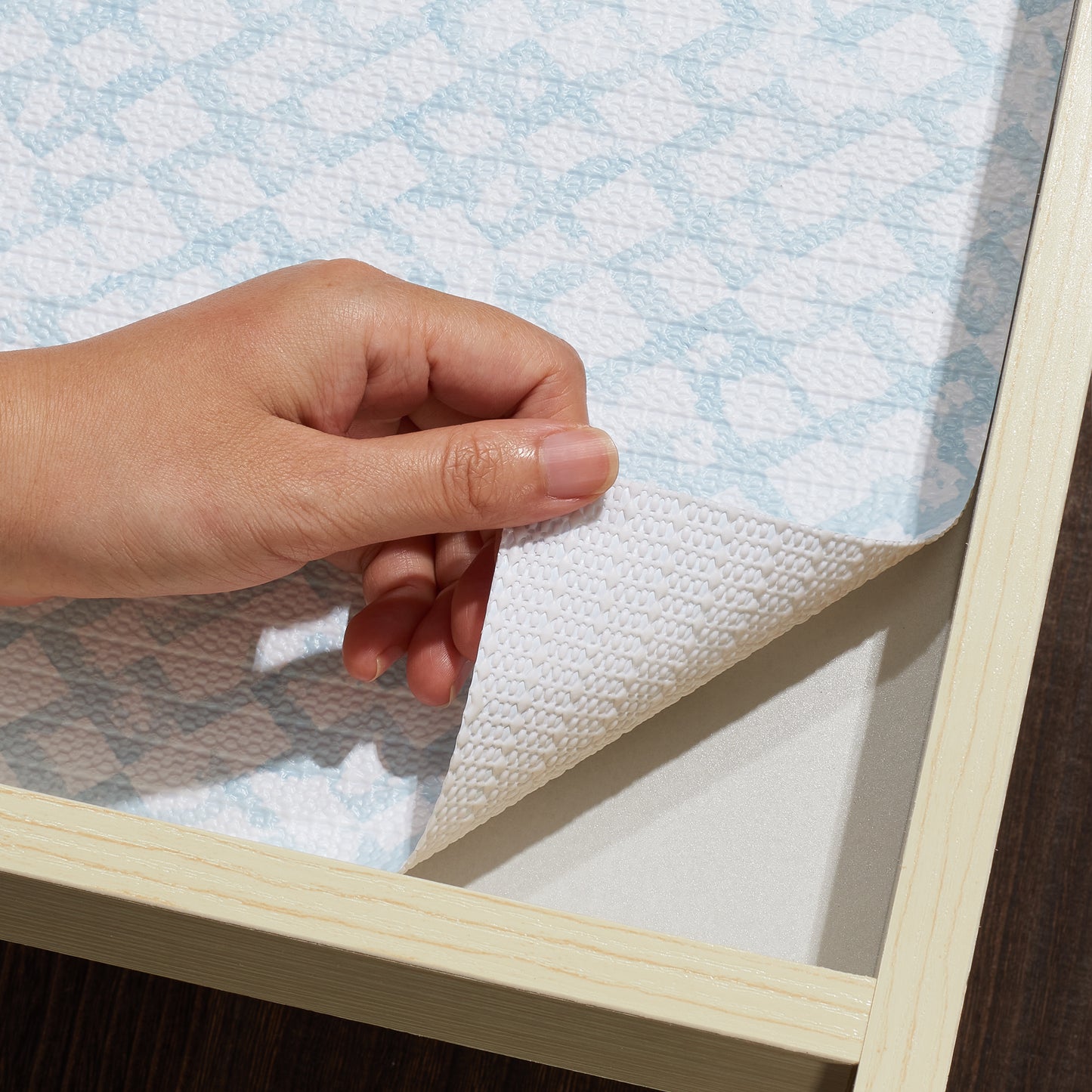 Con-Tact® Brand Grip Prints™, Non-Adhesive, Faded Trellis Blue