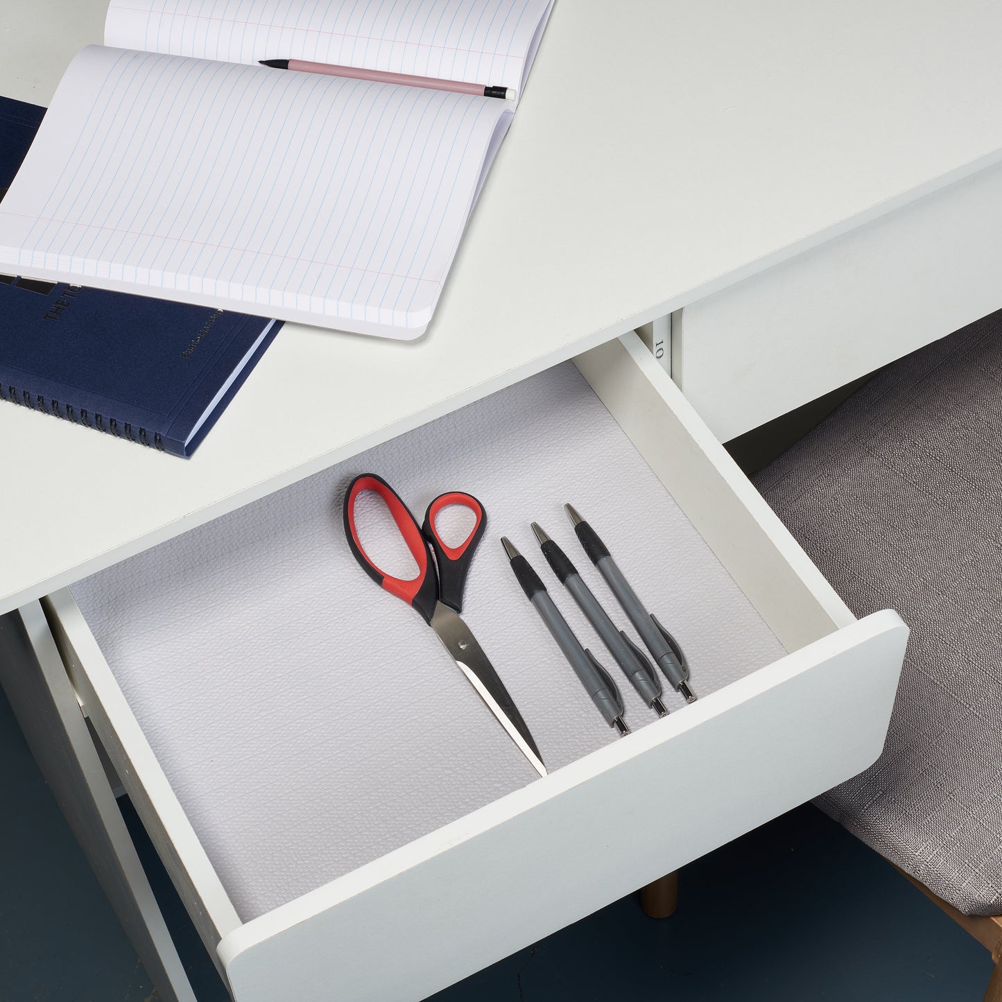 Con-Tact® Brand Grip Prints™, Non-Adhesive, Serenity Gray, Grip - Solid Color