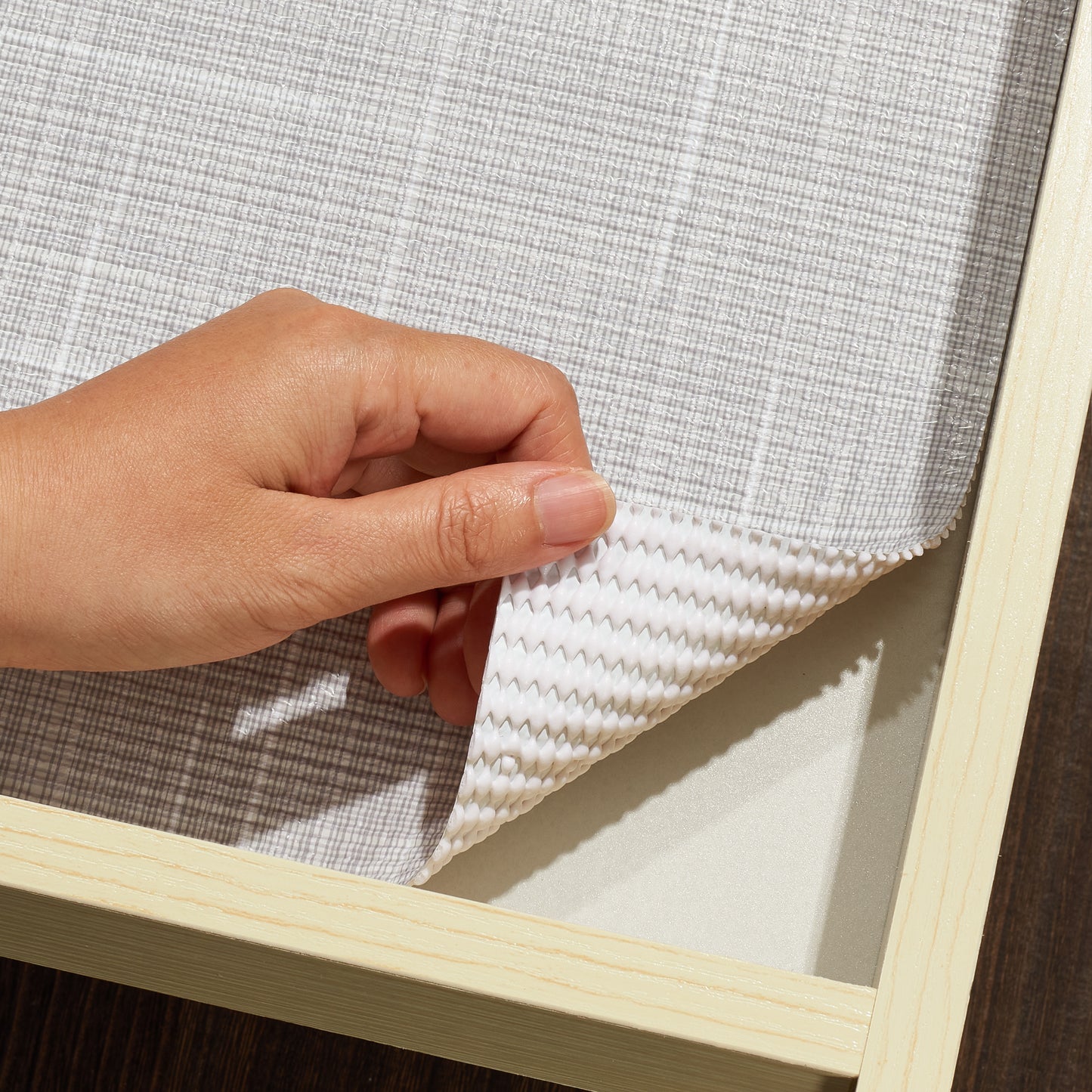 Con-Tact® Brand Grip Prints Premium™, Non-Adhesive, Shantung Pearl Gray