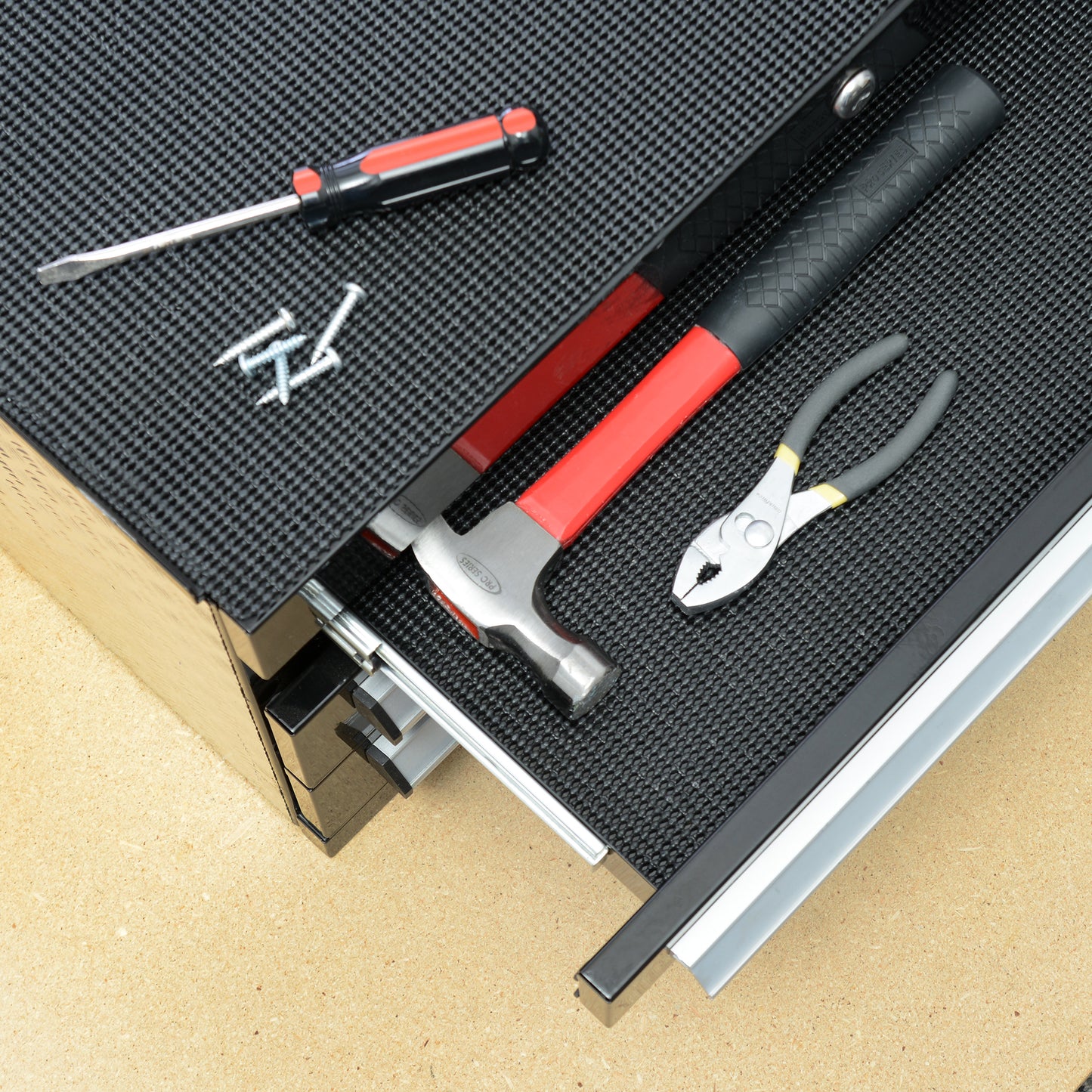 Con-Tact® Brand Beaded Grip Liners - Medium Cushion Black