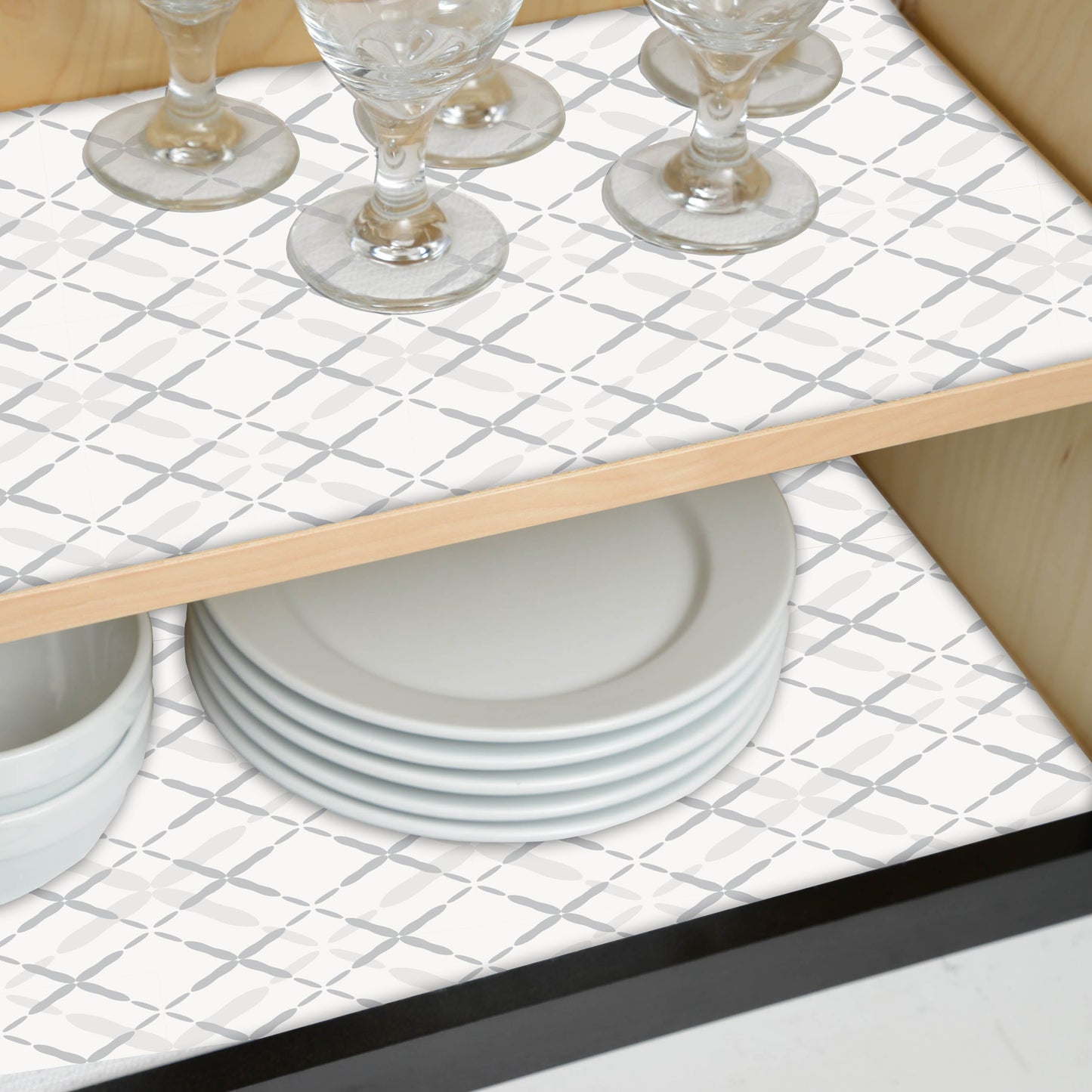 Con-Tact® Brand Creative Covering™ – Removable Self-Adhesive Shelf Liner, Diamond Double Gray