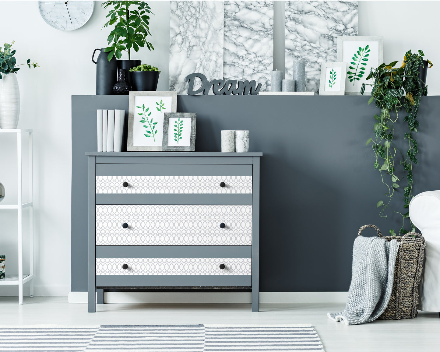 Con-Tact® Brand Creative Covering™ – Removable Self-Adhesive Shelf Liner, Moderna Gray