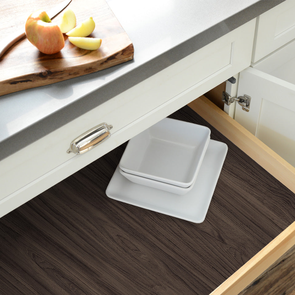 Con-Tact® Brand Creative Covering™ – Removable Self-Adhesive Shelf Liner, Woodgrains New Walnut