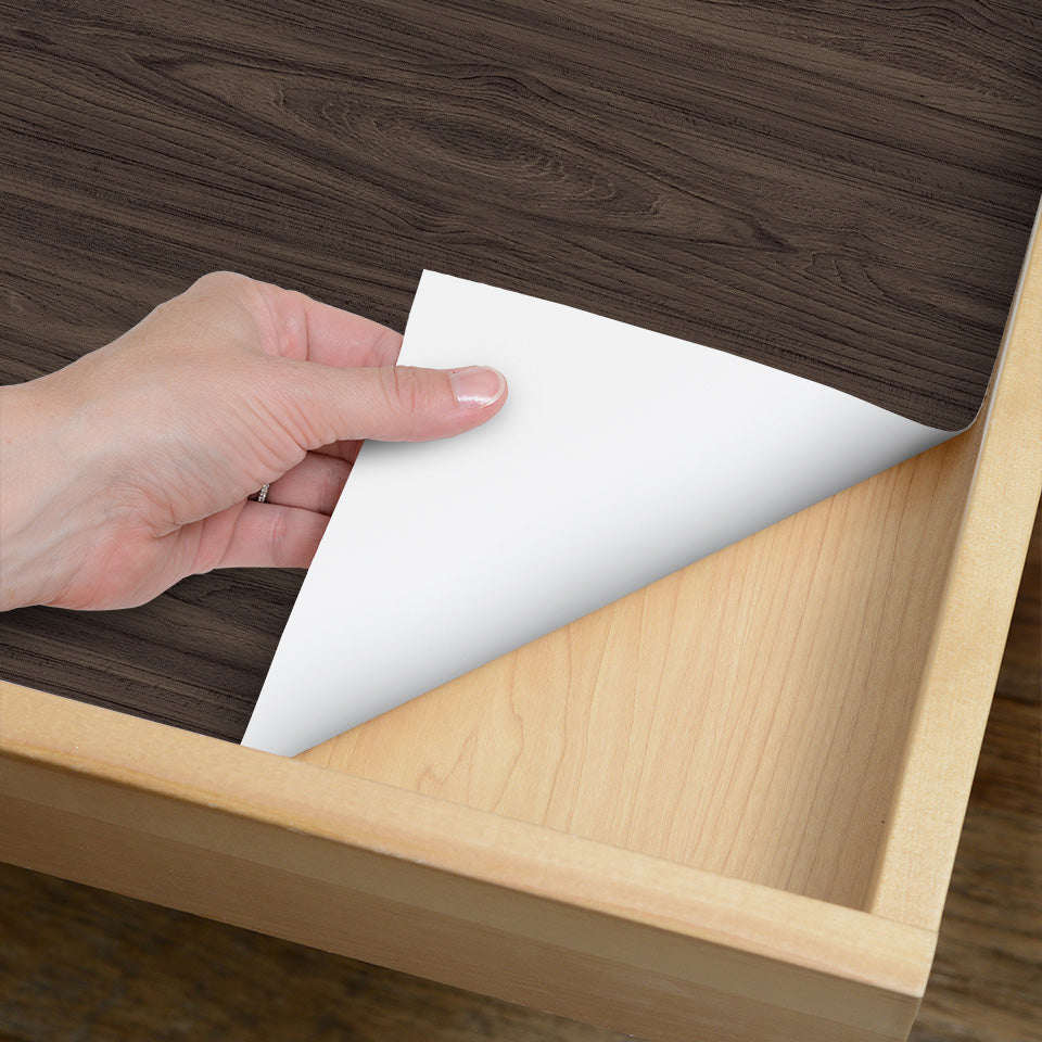 Con-Tact® Brand Creative Covering™ – Removable Self-Adhesive Shelf Liner, Woodgrains New Walnut