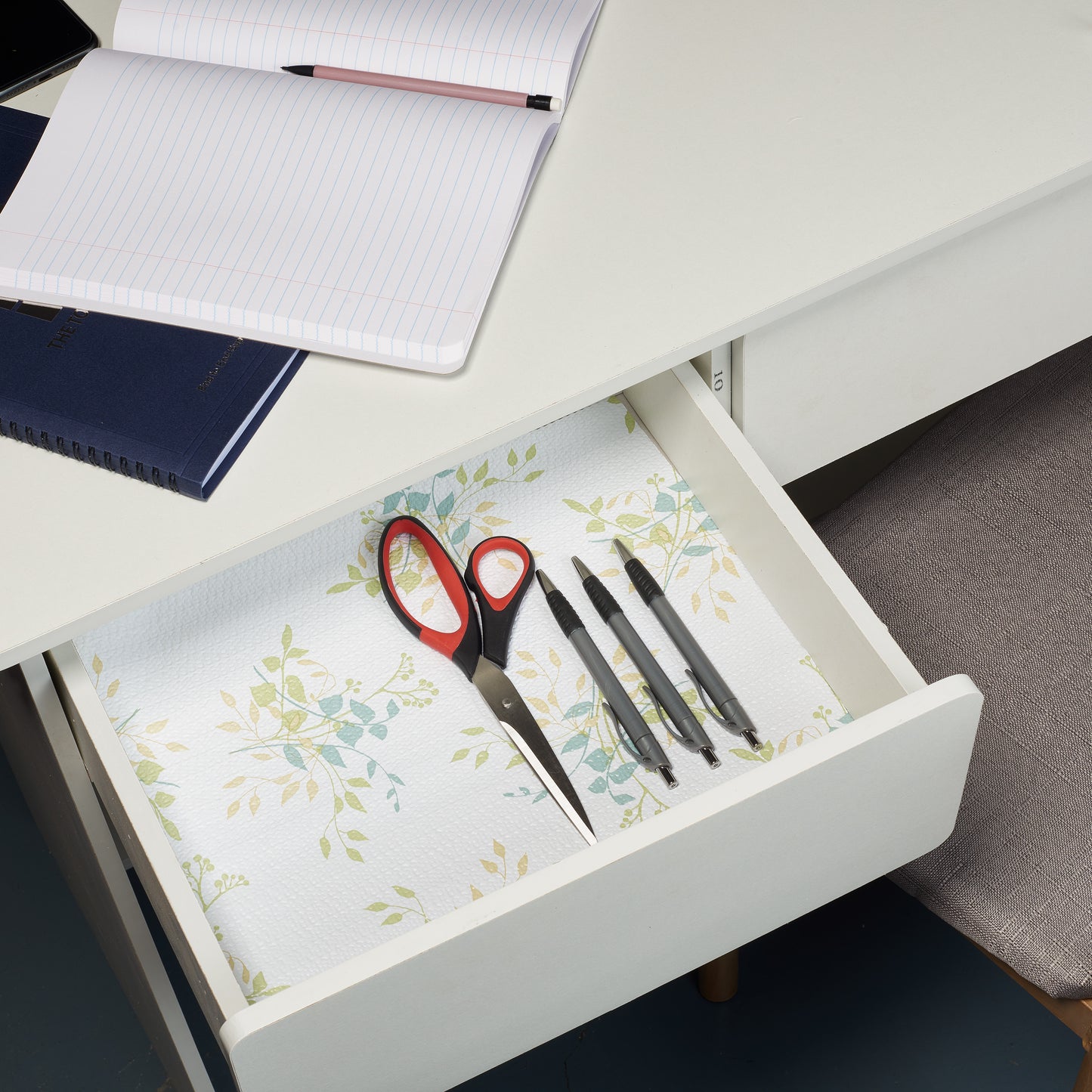 Con-Tact® Brand Grip Prints™, Non-Adhesive, Aspen Aloe