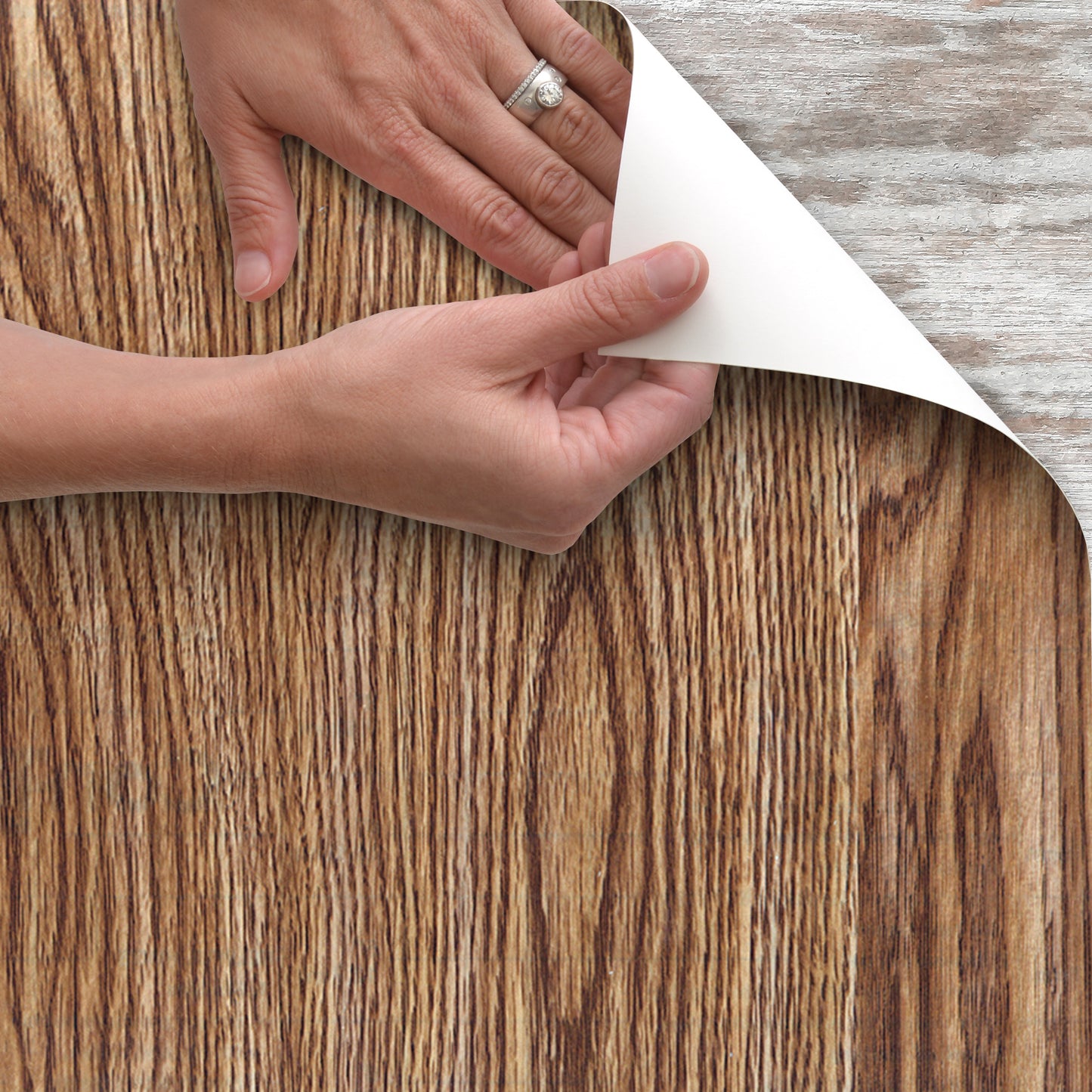 Con-Tact® Brand Creative Coverings™  Woodgrains Light Oak