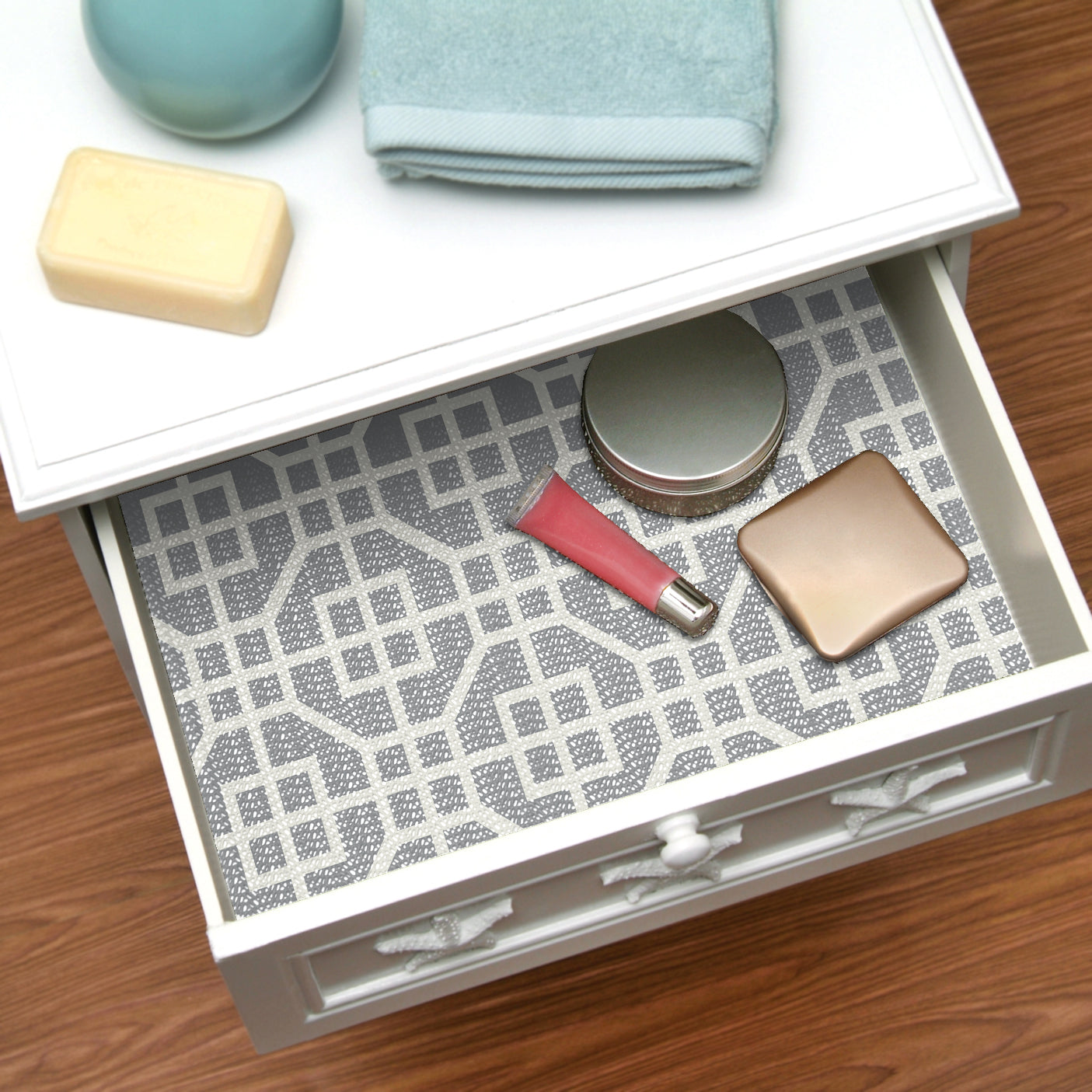 Con-Tact® Brand Printed Grip – Grip Shelf Liner, Citadel Gray On White