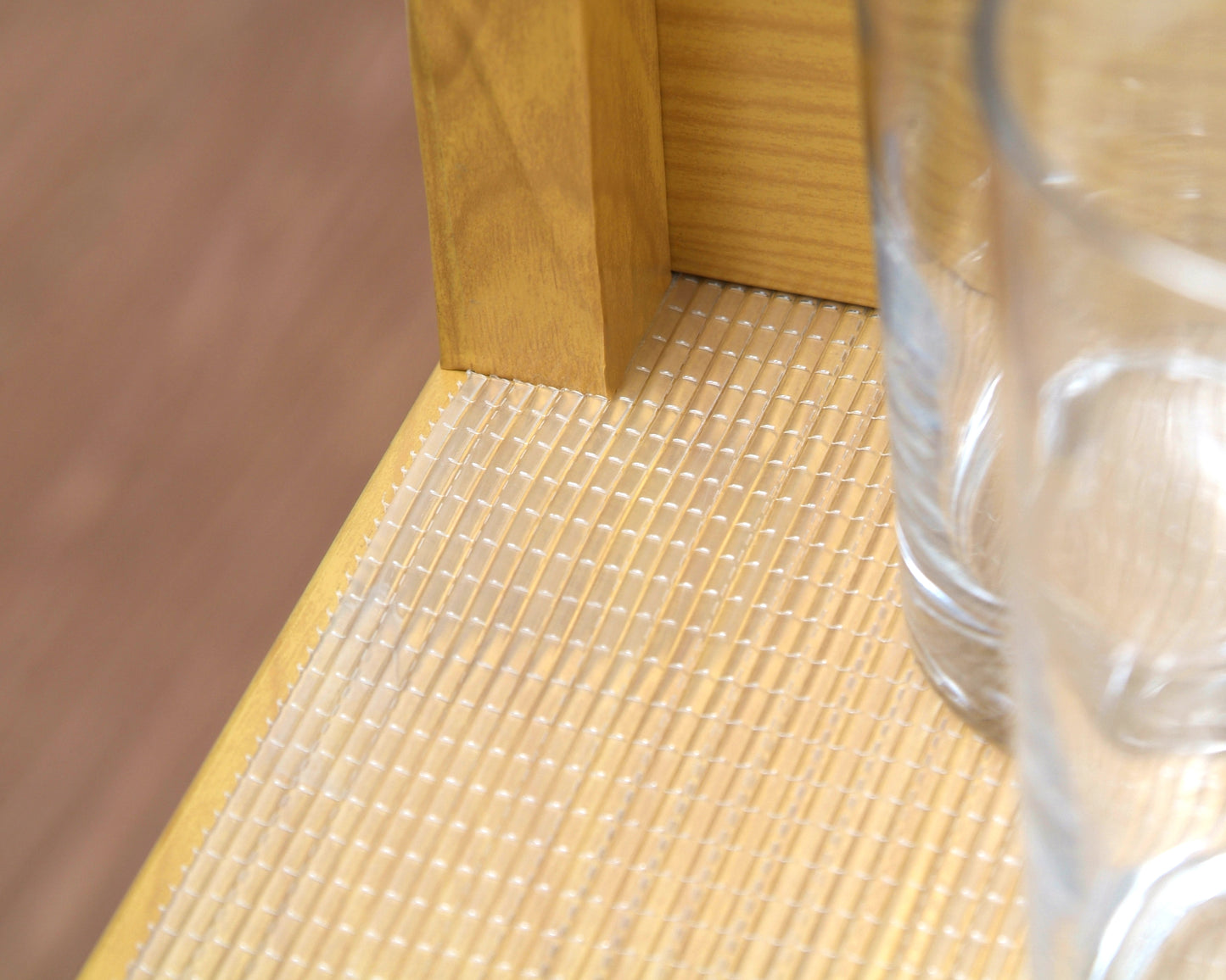 Con-Tact® Brand Zip-N-Fit™ Premium – Non-Adhesive Shelf Liner, Ribbed Clear